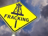 FRACKING promotes us economy and Trump´s Power
